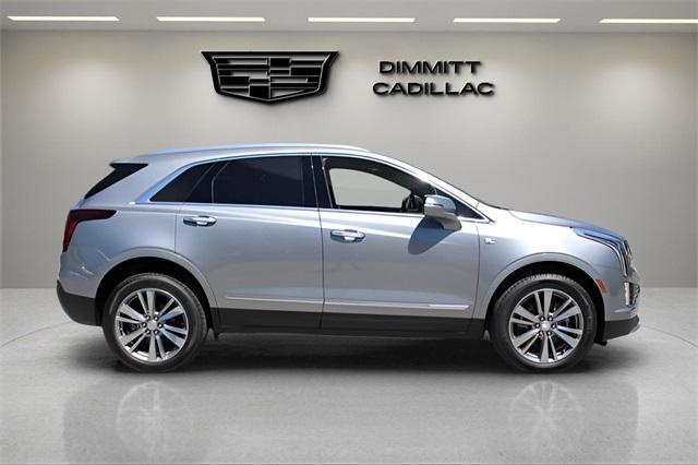 new 2025 Cadillac XT5 car, priced at $49,450
