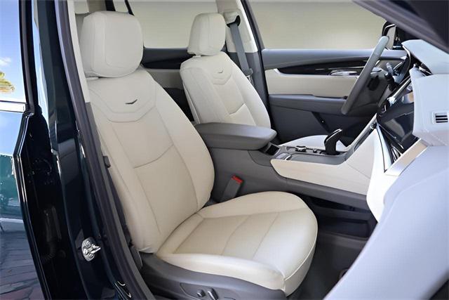 new 2025 Cadillac XT6 car, priced at $58,565