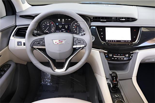new 2025 Cadillac XT6 car, priced at $58,565