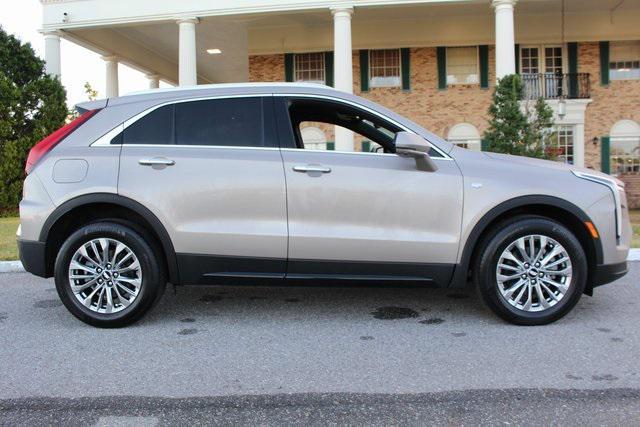 new 2025 Cadillac XT4 car, priced at $42,615