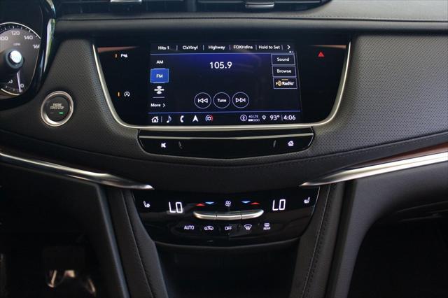 new 2025 Cadillac XT5 car, priced at $52,815
