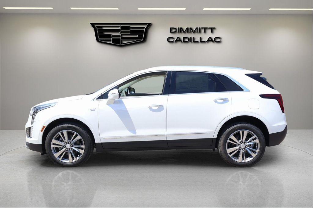 new 2025 Cadillac XT5 car, priced at $51,282