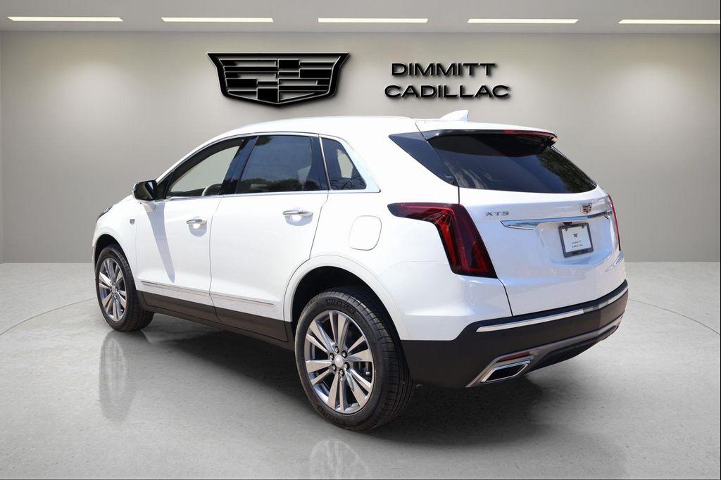 new 2025 Cadillac XT5 car, priced at $51,282