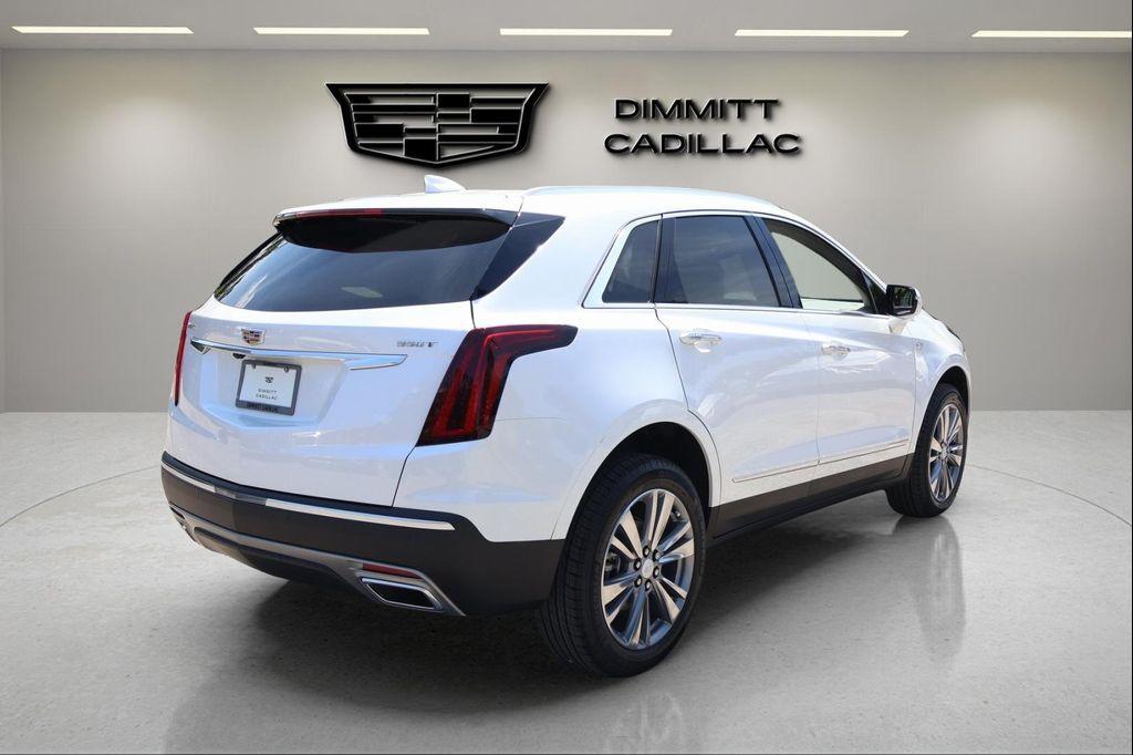 new 2025 Cadillac XT5 car, priced at $51,282