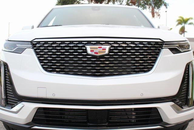 new 2025 Cadillac XT6 car, priced at $61,665