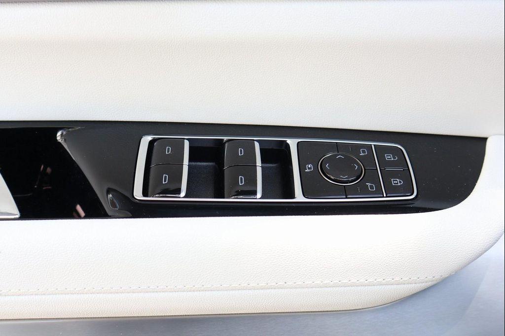 new 2026 Cadillac VISTIQ car, priced at $78,292