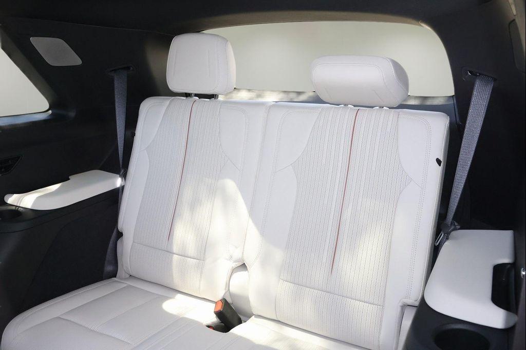 new 2026 Cadillac VISTIQ car, priced at $78,292