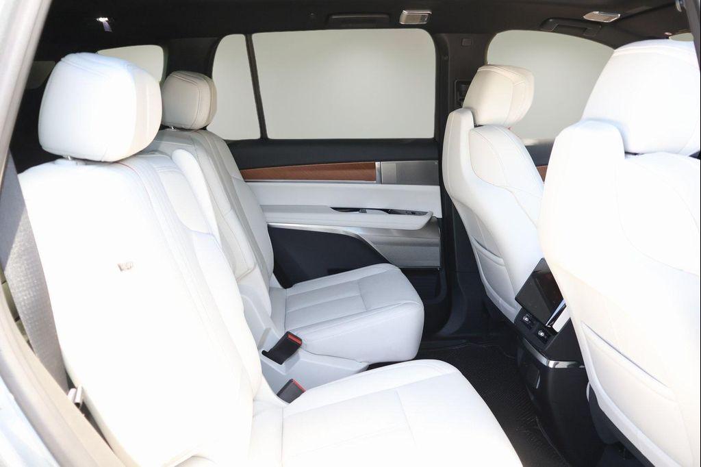 new 2026 Cadillac VISTIQ car, priced at $78,292