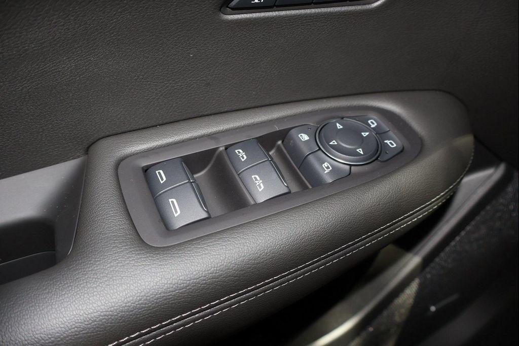 new 2025 Cadillac XT6 car, priced at $48,358