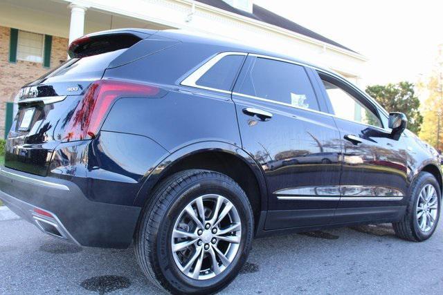 used 2021 Cadillac XT5 car, priced at $33,997