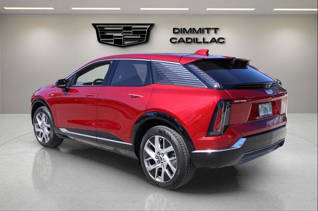 new 2025 Cadillac OPTIQ car, priced at $54,503