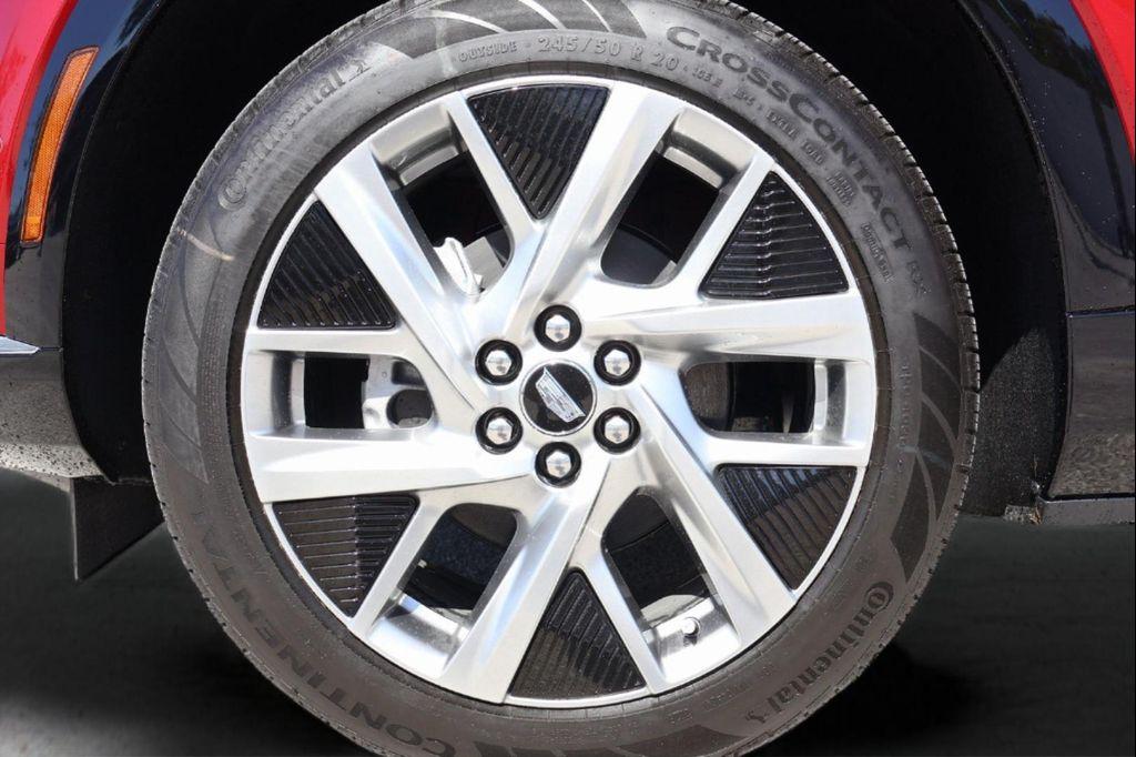 new 2025 Cadillac OPTIQ car, priced at $54,503