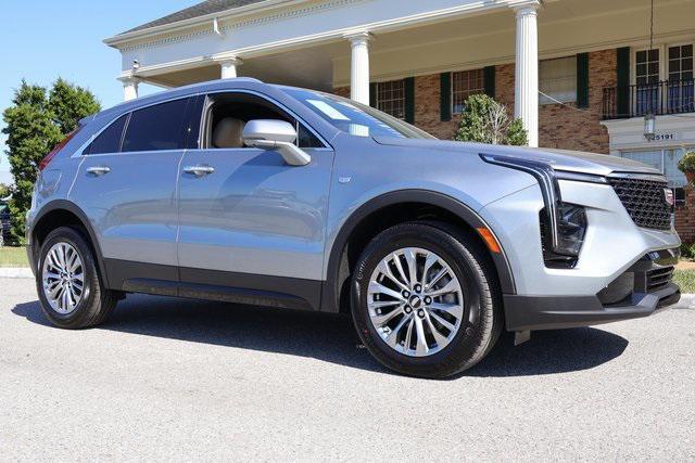 new 2025 Cadillac XT4 car, priced at $41,990