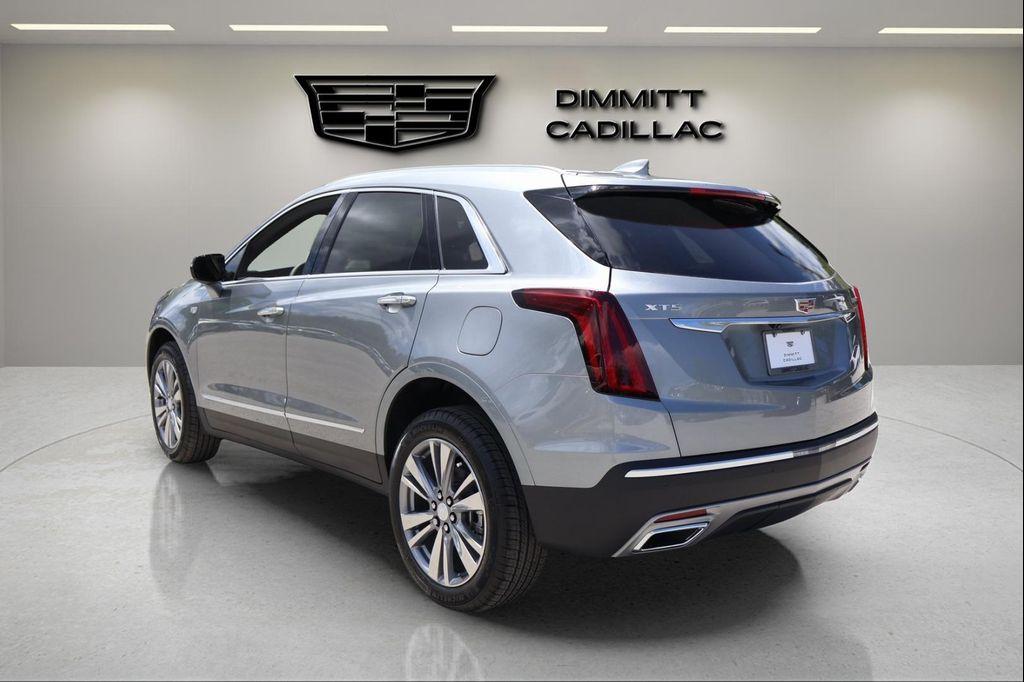 new 2025 Cadillac XT5 car, priced at $50,069