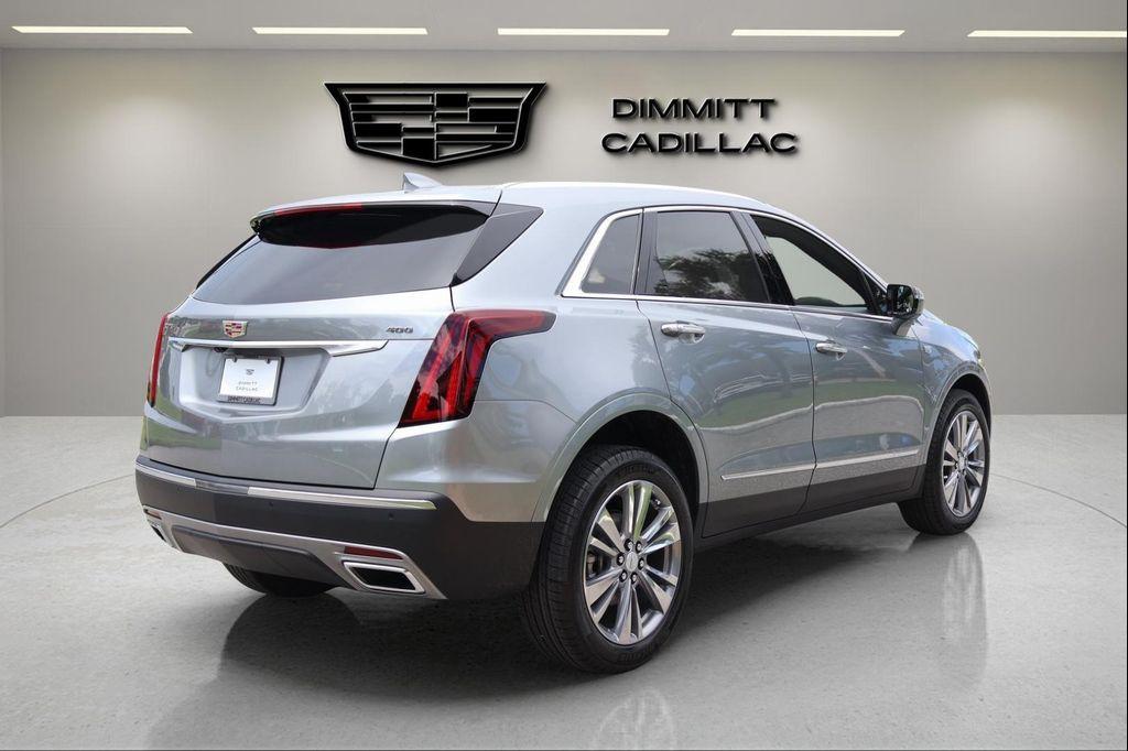 new 2025 Cadillac XT5 car, priced at $52,247