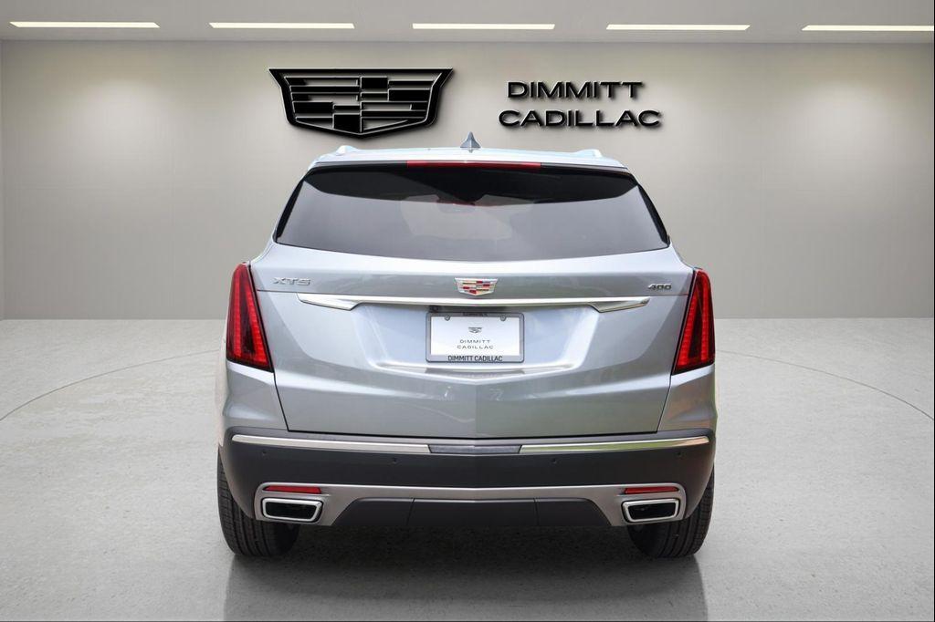 new 2025 Cadillac XT5 car, priced at $52,247