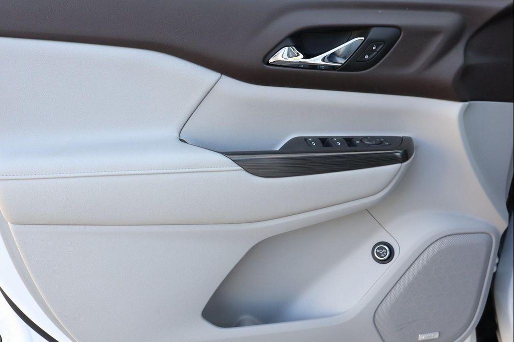 used 2018 GMC Acadia car, priced at $17,999