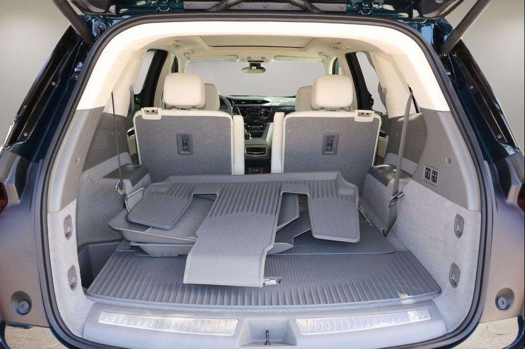 new 2025 Cadillac XT6 car, priced at $56,202