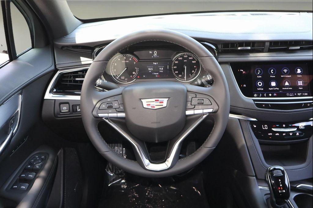 new 2025 Cadillac XT6 car, priced at $46,156