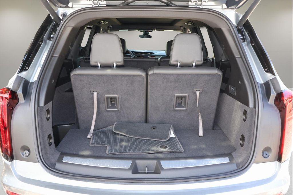 new 2025 Cadillac XT6 car, priced at $46,156