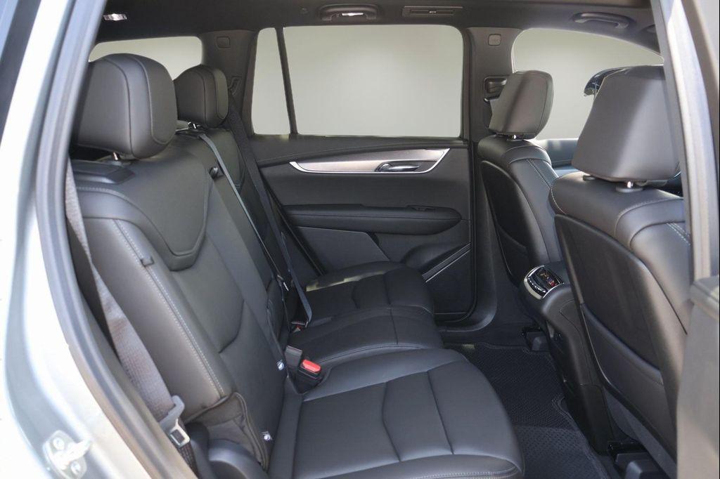 new 2025 Cadillac XT6 car, priced at $46,156