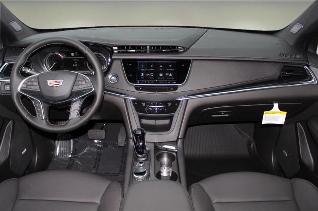 new 2025 Cadillac XT5 car, priced at $50,985