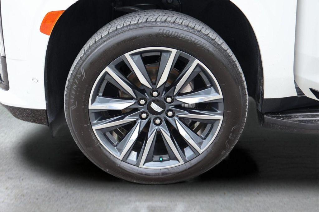 used 2021 Cadillac Escalade ESV car, priced at $59,997