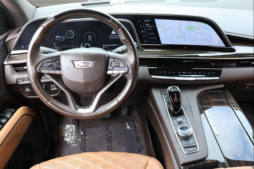 used 2021 Cadillac Escalade ESV car, priced at $59,997