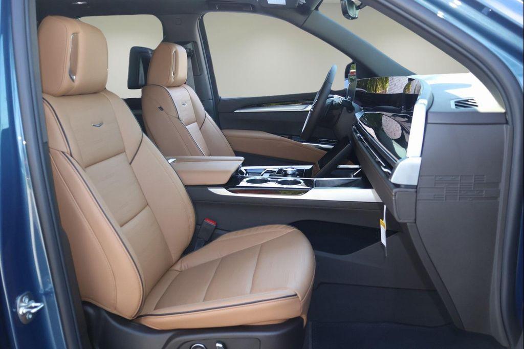 new 2026 Cadillac Escalade ESV car, priced at $113,615