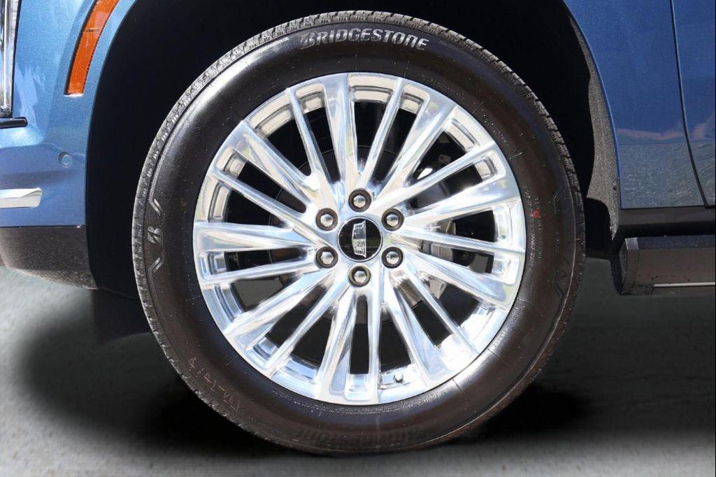 new 2026 Cadillac Escalade ESV car, priced at $113,615