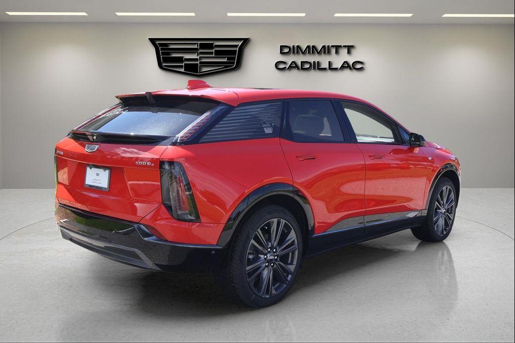 new 2025 Cadillac OPTIQ car, priced at $58,054
