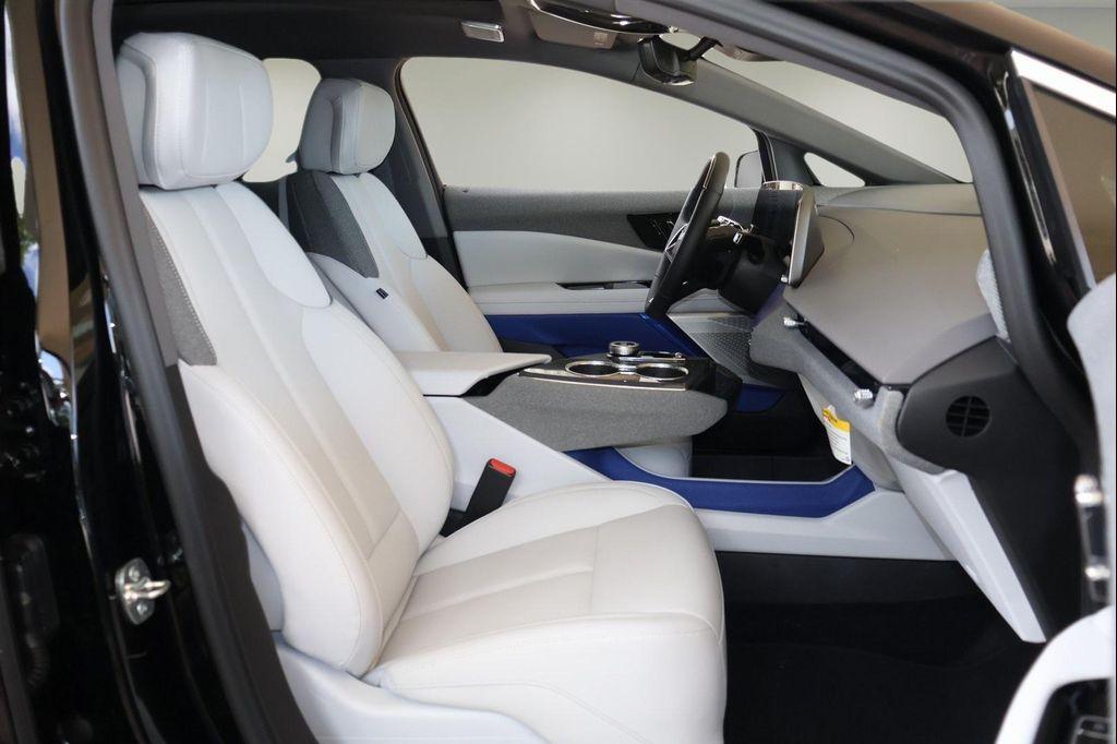 new 2025 Cadillac OPTIQ car, priced at $51,671