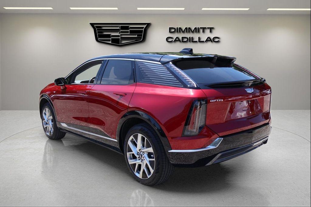 new 2025 Cadillac OPTIQ car, priced at $54,529