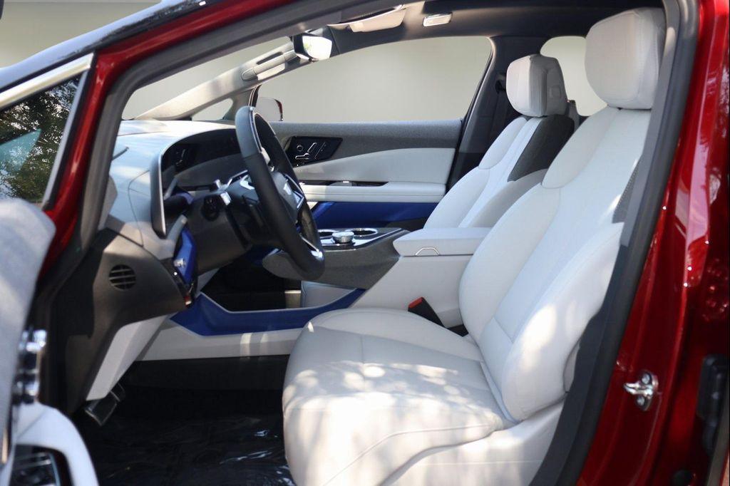 new 2025 Cadillac OPTIQ car, priced at $54,529