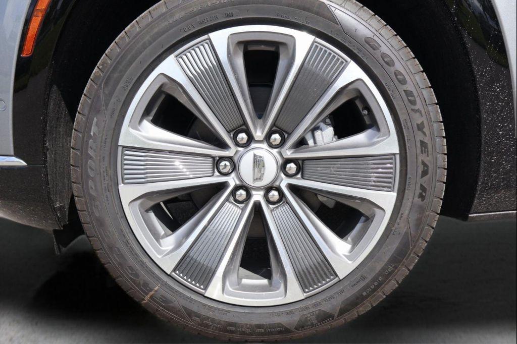 new 2026 Cadillac VISTIQ car, priced at $76,694