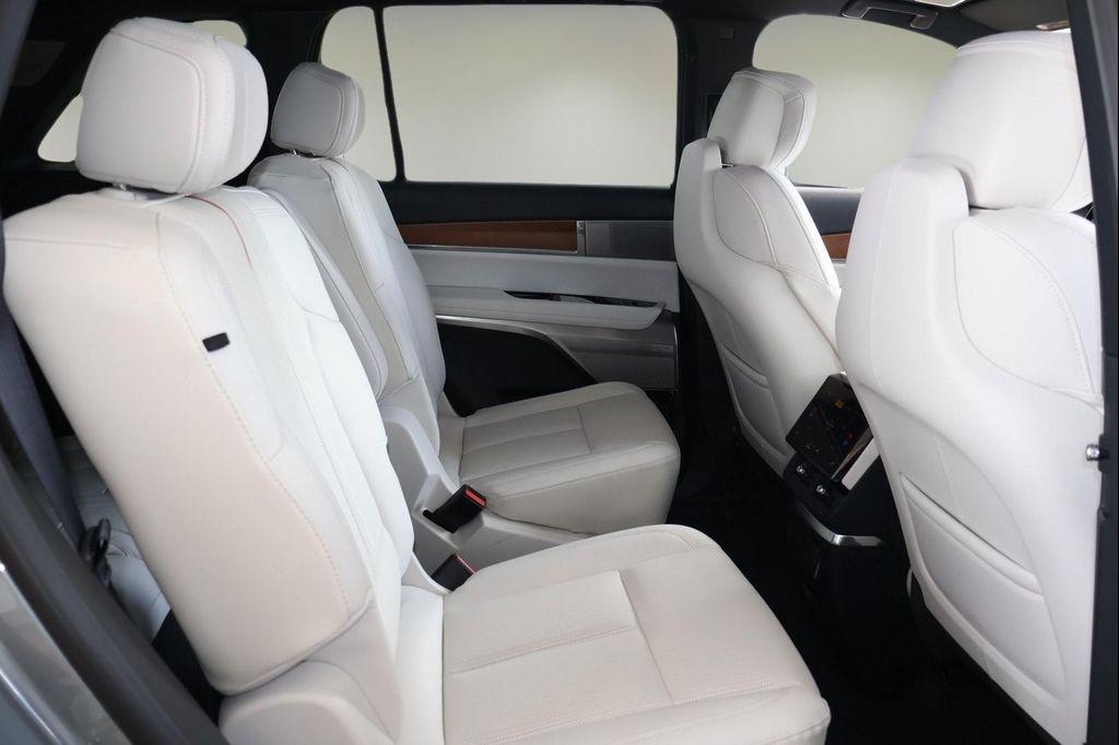 new 2026 Cadillac VISTIQ car, priced at $76,694