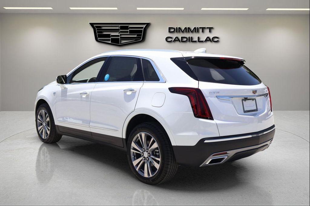 new 2025 Cadillac XT5 car, priced at $51,186
