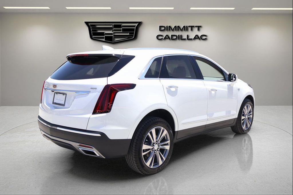 new 2025 Cadillac XT5 car, priced at $51,186