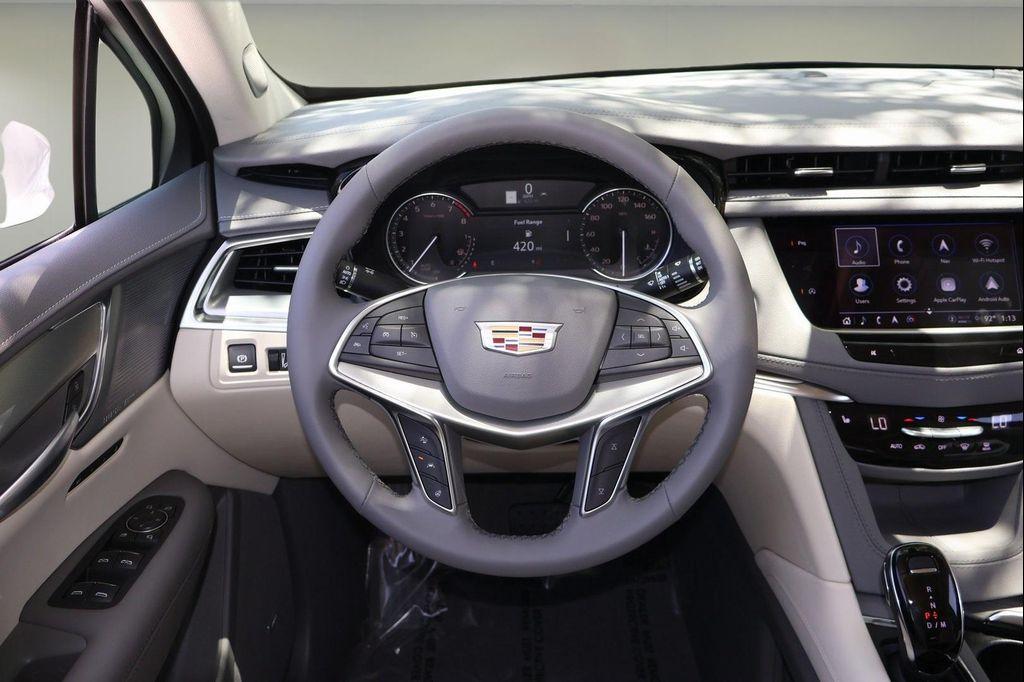 new 2025 Cadillac XT5 car, priced at $51,186