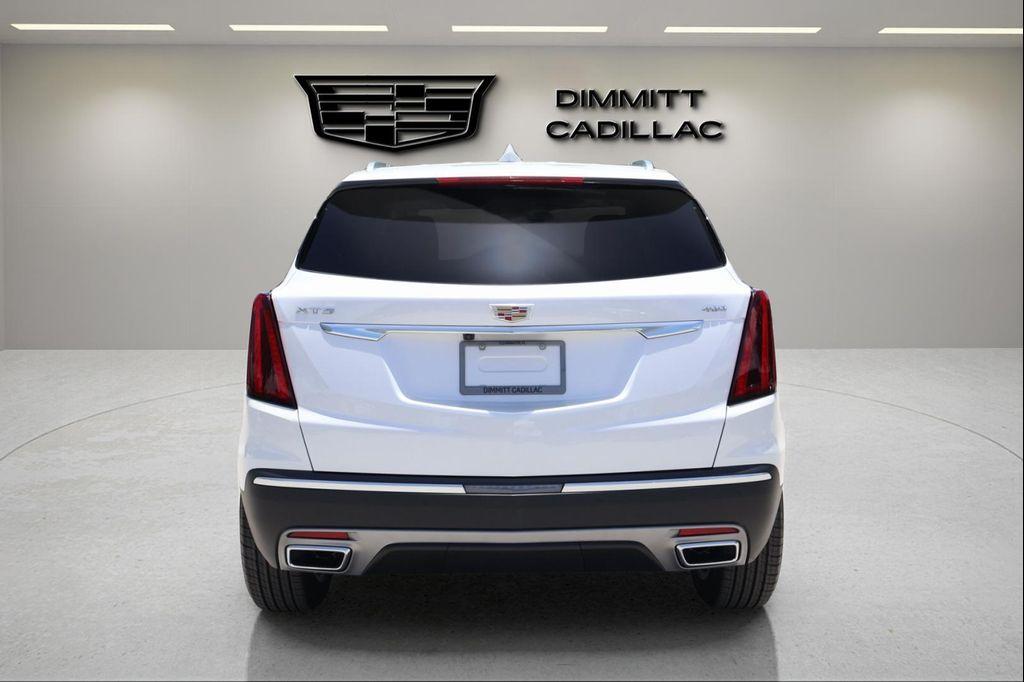 new 2025 Cadillac XT5 car, priced at $51,186