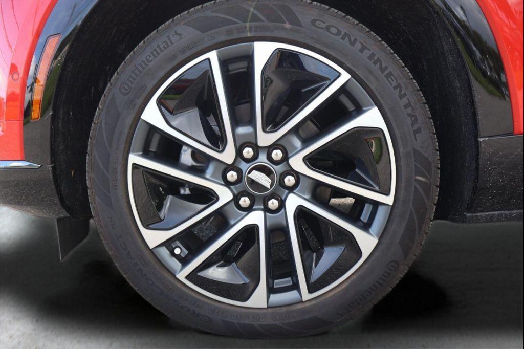 new 2025 Cadillac OPTIQ car, priced at $54,912