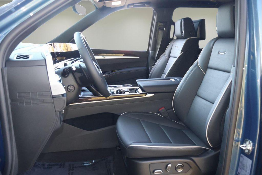 new 2026 Cadillac Escalade ESV car, priced at $114,210