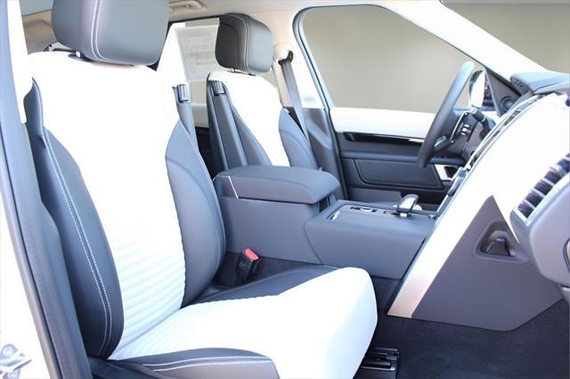 new 2025 Land Rover Discovery car, priced at $68,318