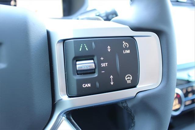new 2025 Land Rover Discovery car, priced at $68,318