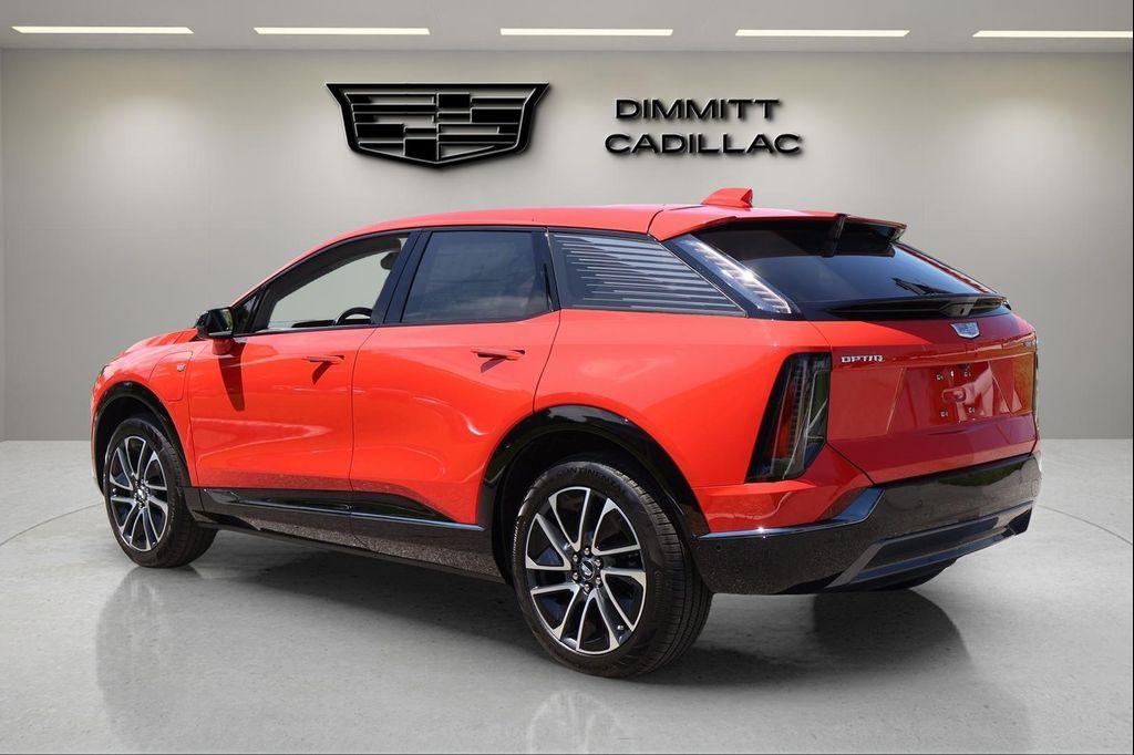 new 2025 Cadillac OPTIQ car, priced at $54,503