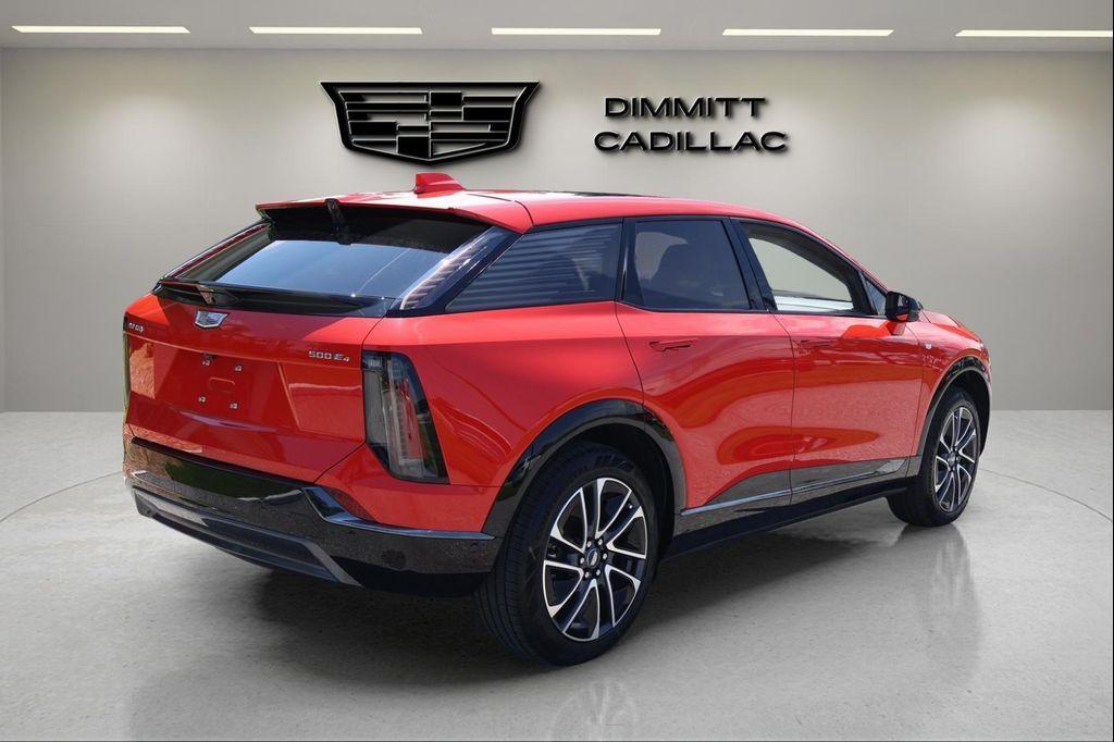 new 2025 Cadillac OPTIQ car, priced at $54,503