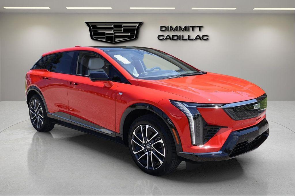 new 2025 Cadillac OPTIQ car, priced at $54,503