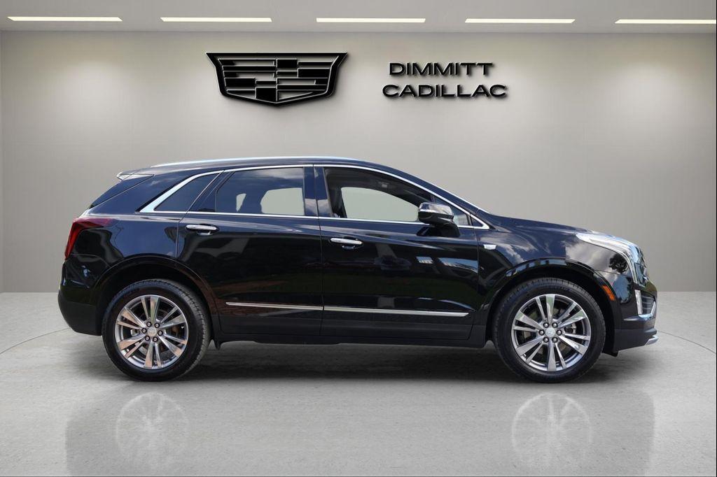 used 2025 Cadillac XT5 car, priced at $44,777