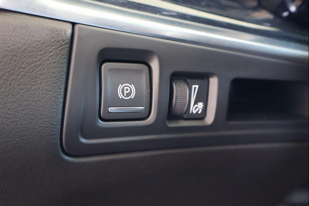 used 2025 Cadillac XT5 car, priced at $44,777