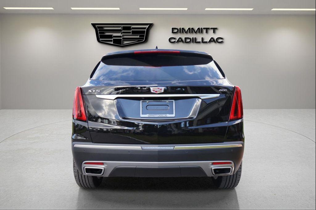 used 2025 Cadillac XT5 car, priced at $44,777